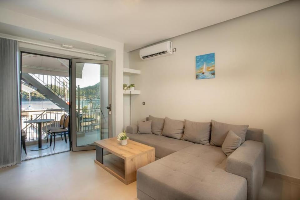 VIEW ON SCORPIOS - Ktena Accomodation Apartment in Nydri