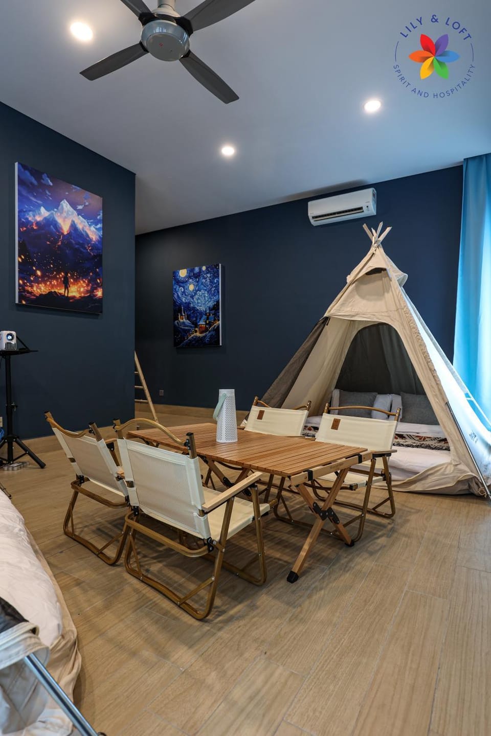 Private Studio in Bungalow by LilyandLoft Bed and Breakfast in Subang Jaya
