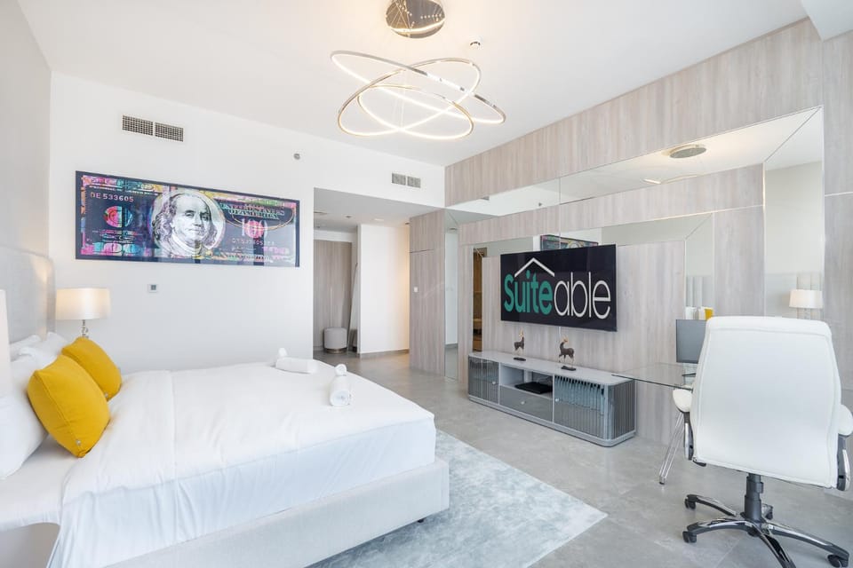 Majestic 3-Bed apartment w stunning Marina views Apartment in Dubai