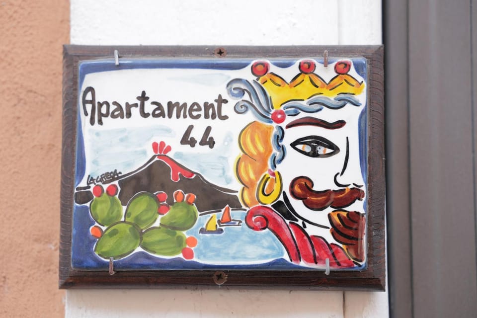 Property building, Property logo or sign