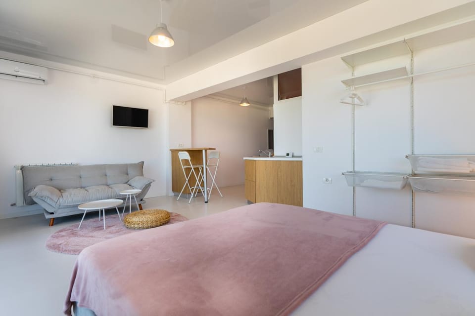 Mia Apartment in Constanța County