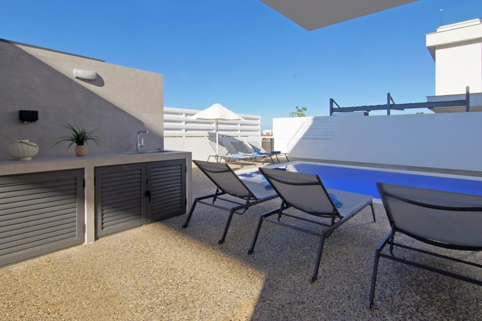 Patio, BBQ facilities, Swimming pool