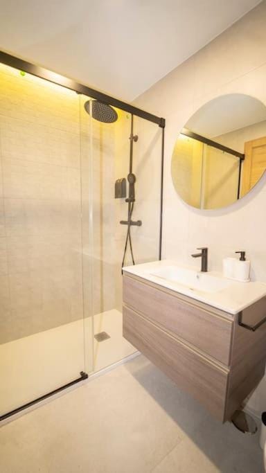 center cathedral suite Apartment in Granada