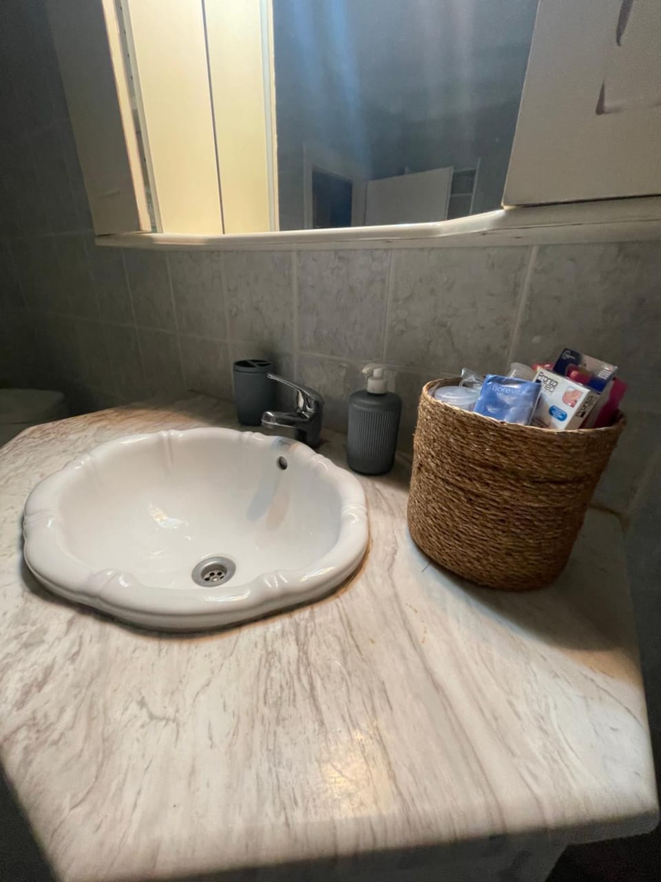 Bathroom, Bath, towels