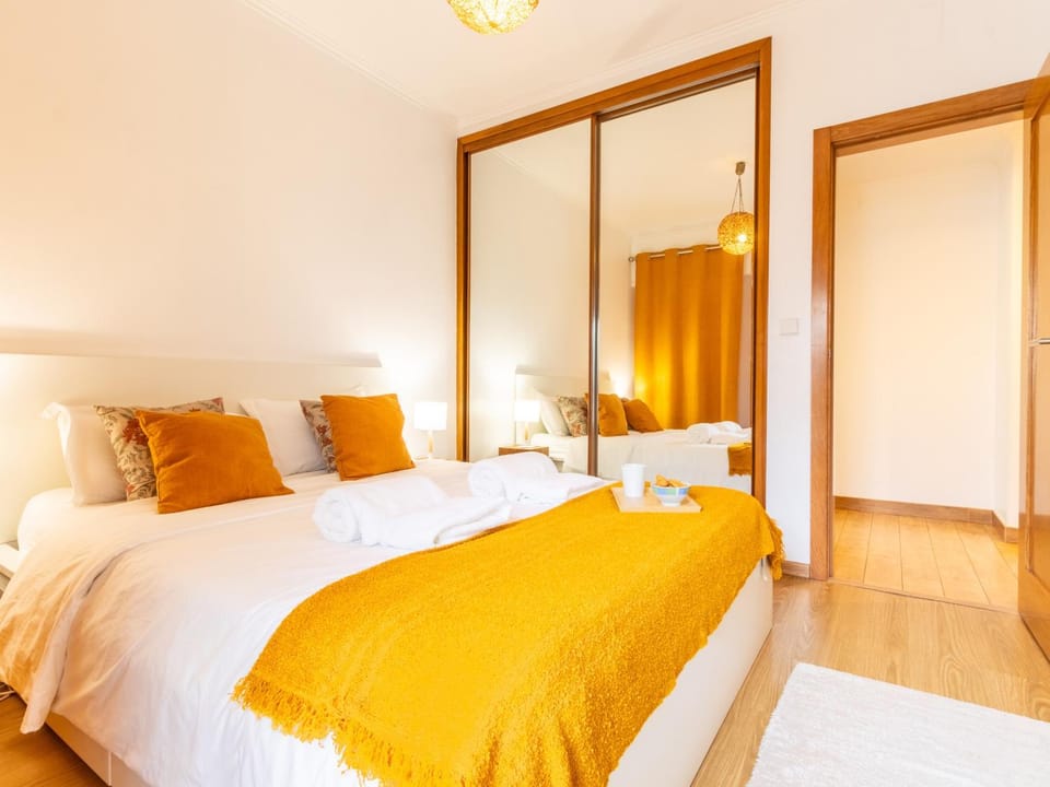 Bed, Bedroom, heating, wardrobe