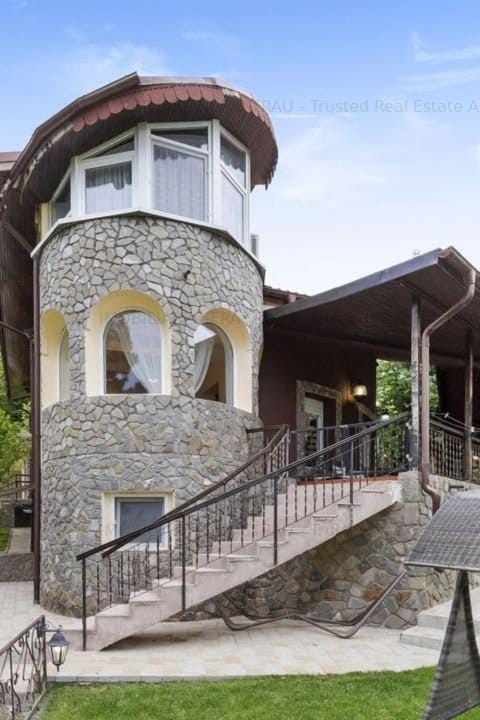 Green Luxury Villa Chalet in Prahova, Romania