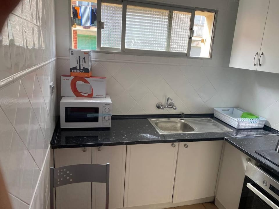 Kitchen or kitchenette, Living room