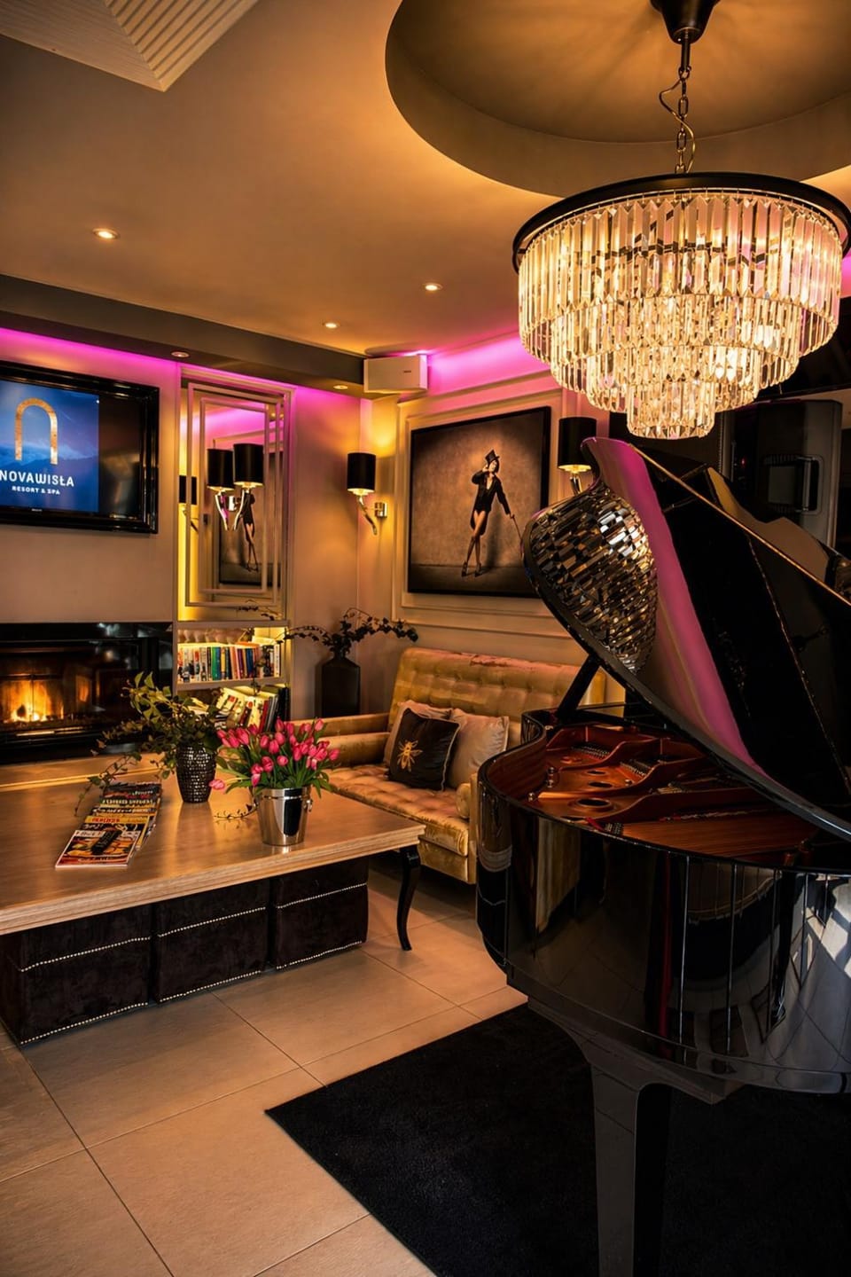 Seating area, Evening entertainment