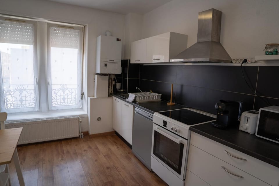 Coffee/tea facilities, Kitchen or kitchenette