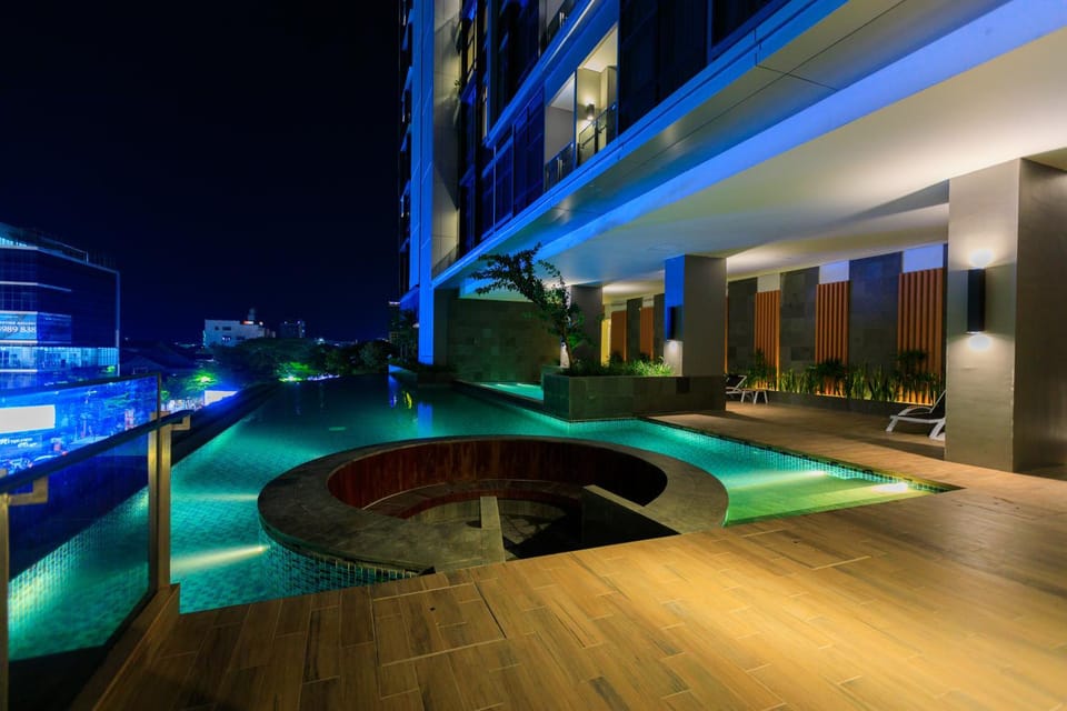 Night, Pool view, Swimming pool, Swimming pool