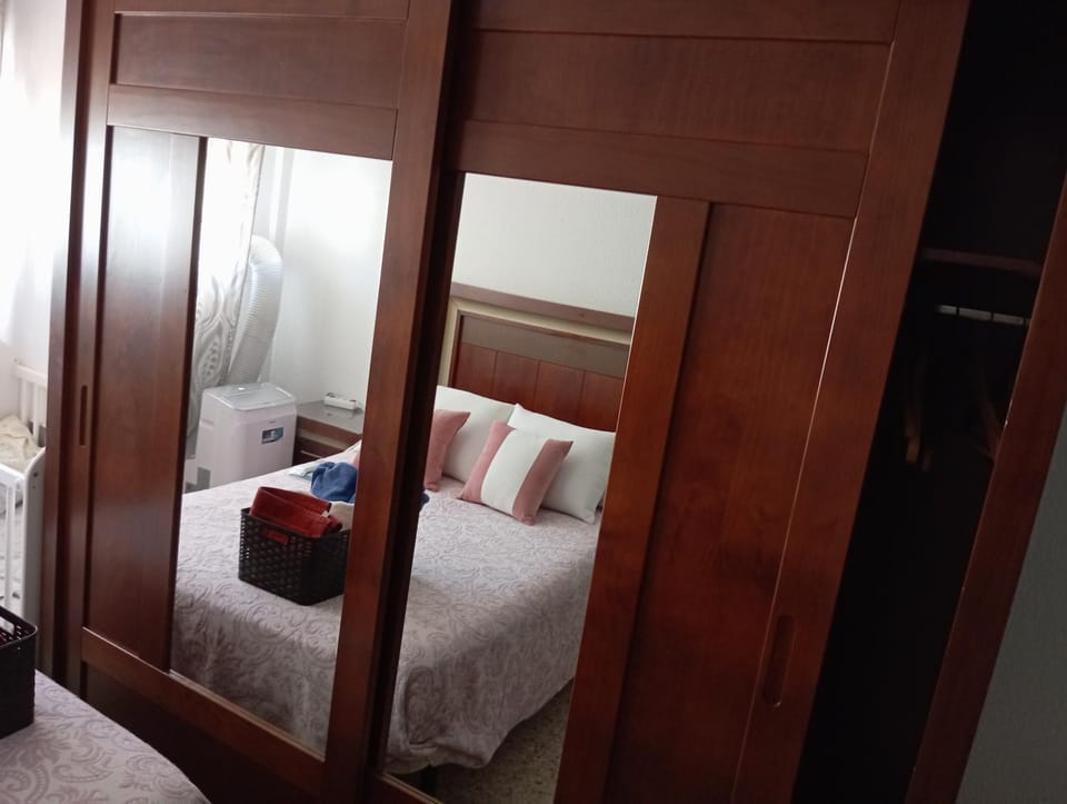 Bedroom, wardrobe