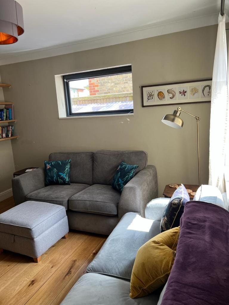 Divers Cottage - Central Whitstable House in Whitstable