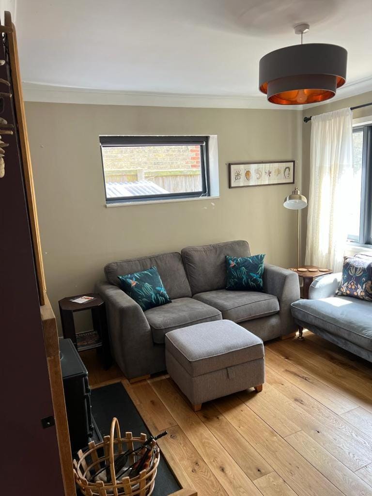 Divers Cottage - Central Whitstable House in Whitstable