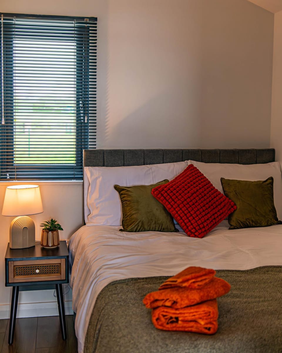 Lough Beg Glamping Campground/ 
RV Resort in Northern Ireland