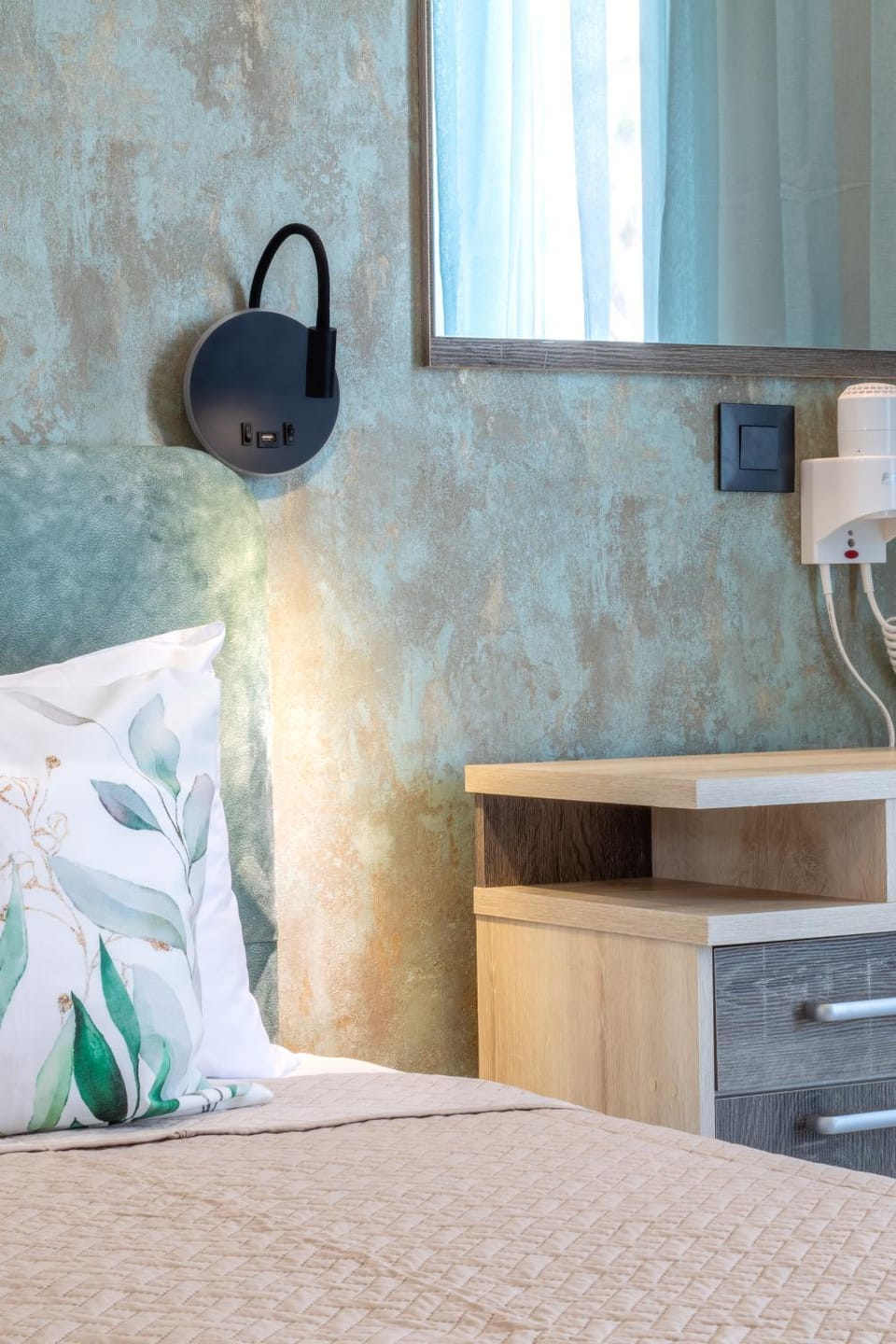 Bed, Bedroom