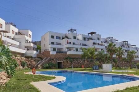 SHR044 Mar de Nerja Apartamento con piscina Apartment in Nerja