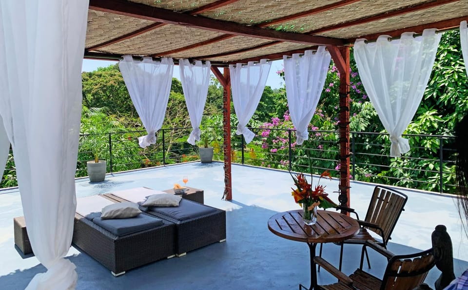 Balcony/Terrace, Lounge or bar