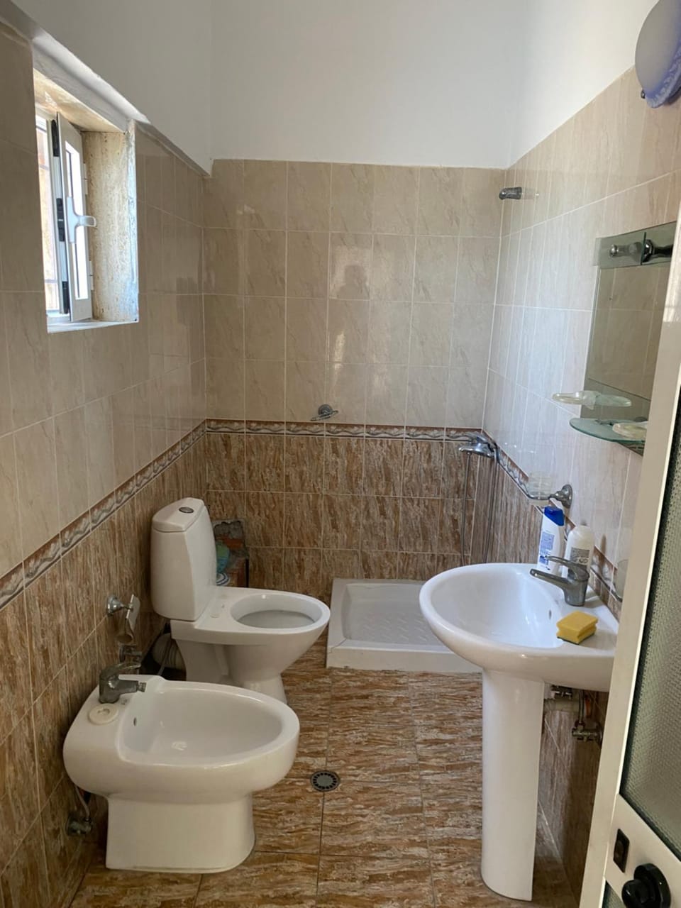 Shower, Toilet, Bathroom, bidet