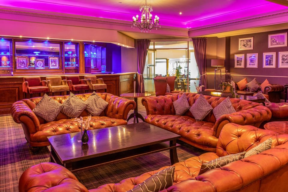 Lounge or bar