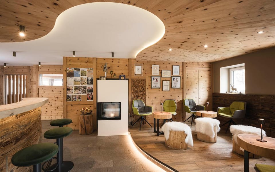 Lounge or bar, Seating area