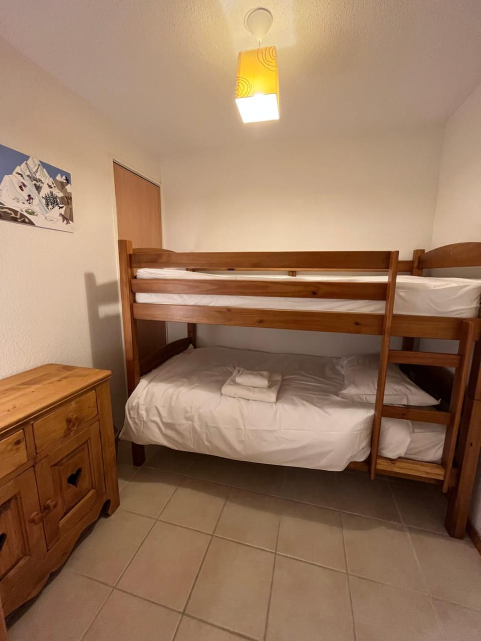 Bed, Bedroom, bunk bed