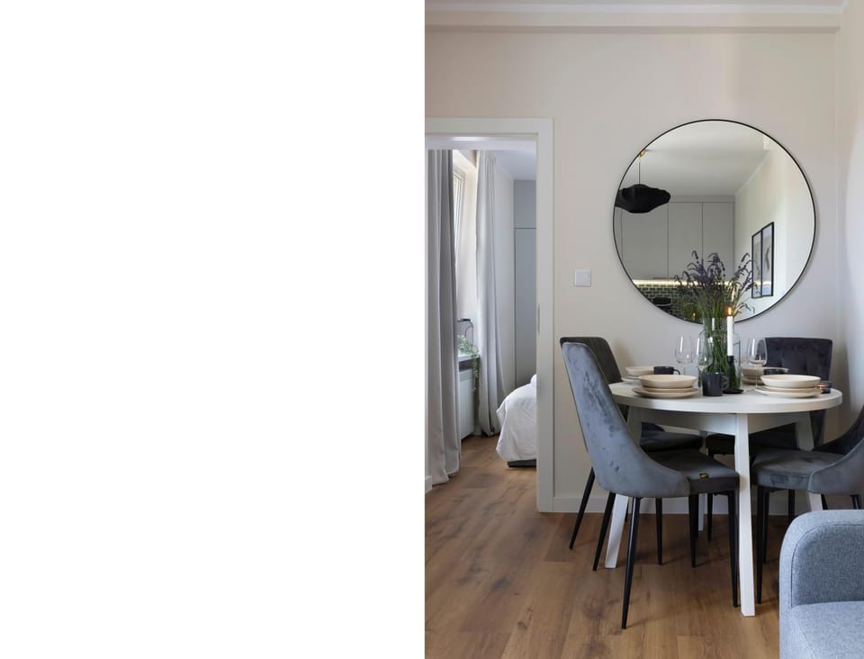 Bed, Living room, Dining area