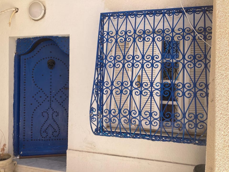 La Marsa Maison avec jardin, terrasse parking Wifi Illimité House in Tunis Governorate, Tunisia