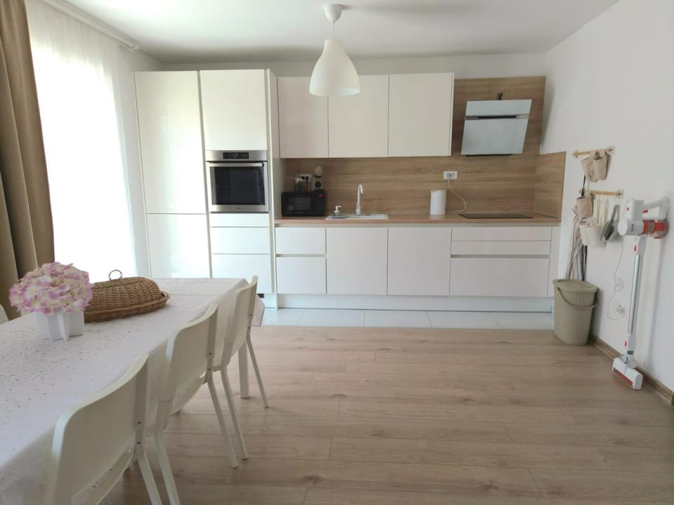 Rina Apartment- with barbecue and free parking Apartment in Šibenik-Knin County, Croatia