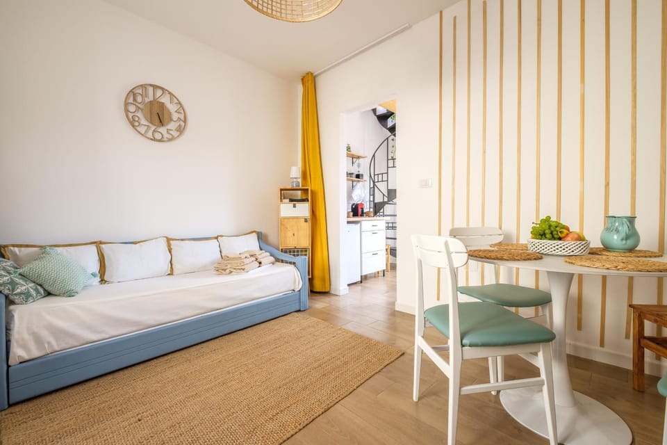 Property building, Living room
