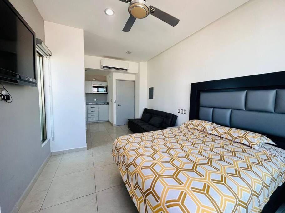 A pie de playa con hermosas vistas by G P S rentas Apartment in Mazatlan