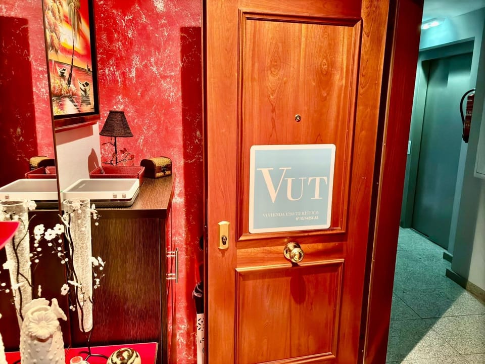 Logo/Certificate/Sign