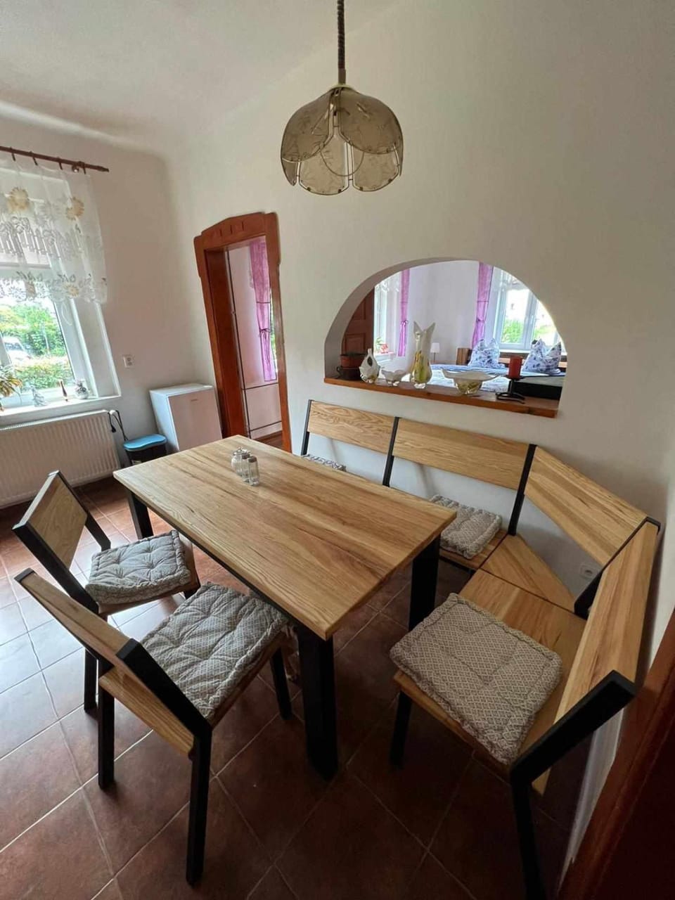 Dining area, kitchen