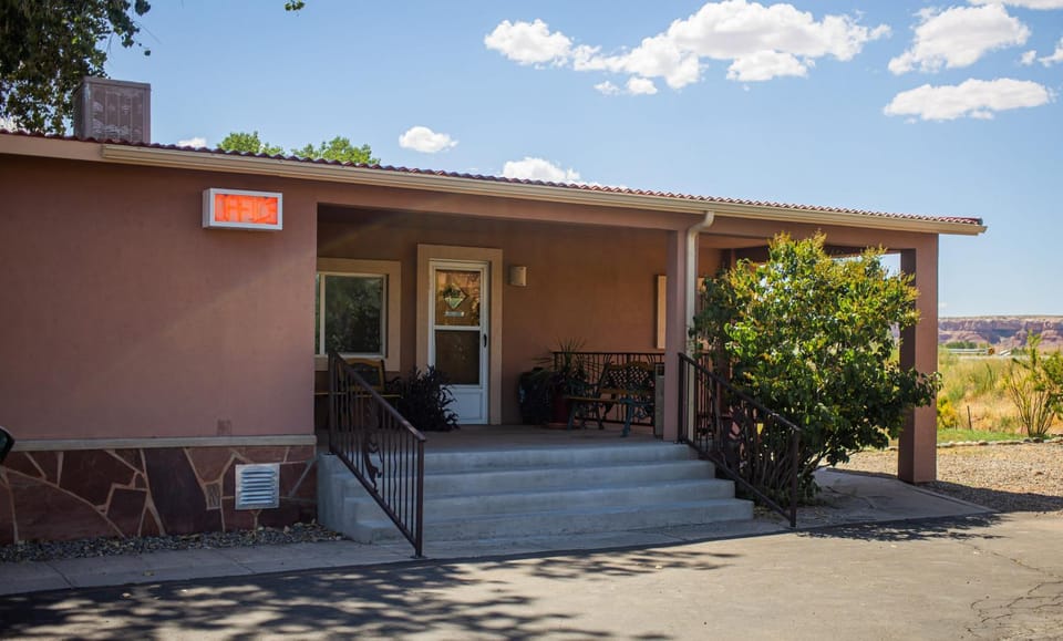 Kokopelli Inn Motel in Bluff