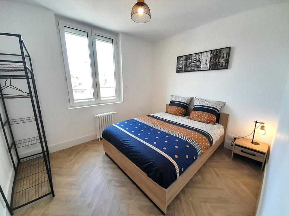 Bed, Bedroom