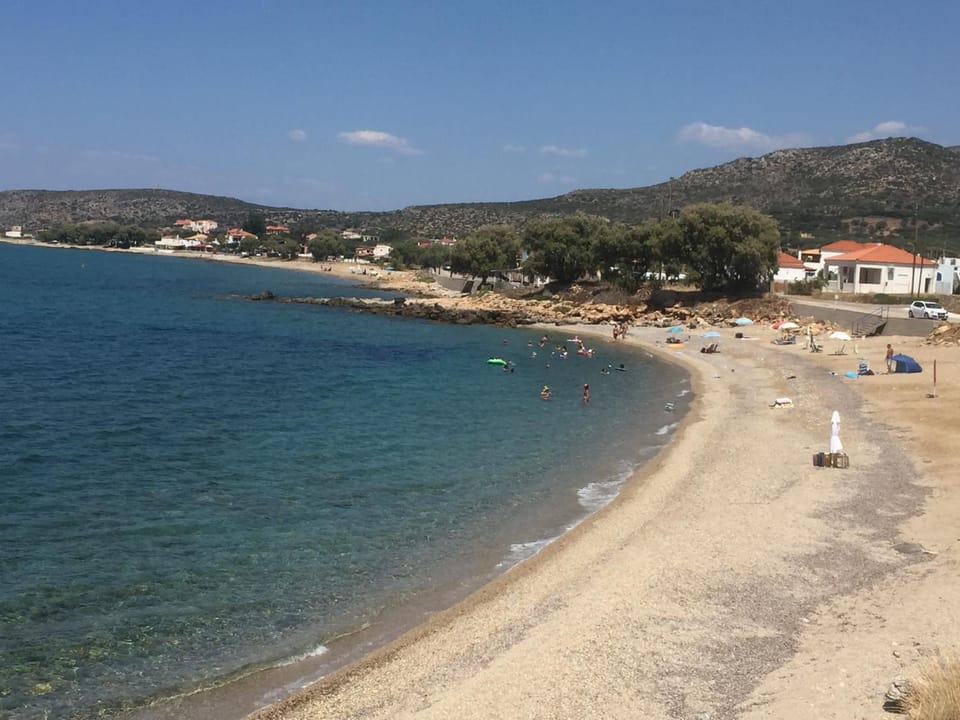 Coastal Charm - Sea View Room Apartment in Peloponnese Region