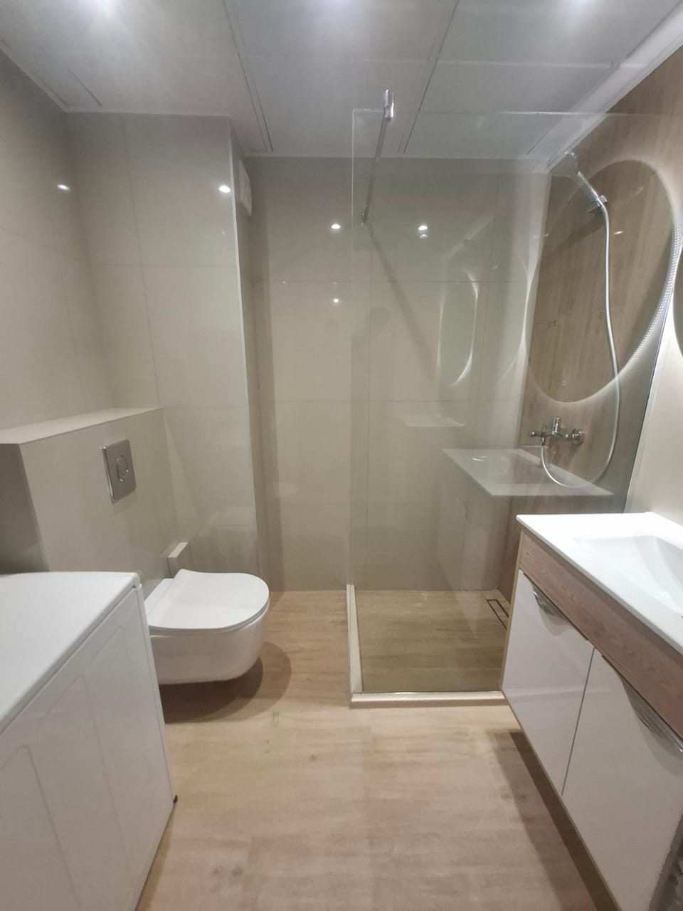 Shower, Toilet, Bathroom