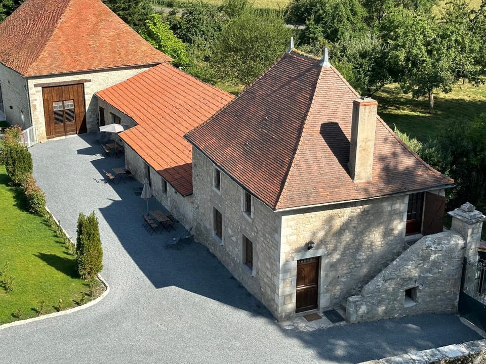 Property building, Garden view