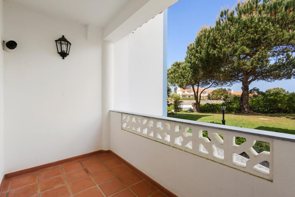 Balcony/Terrace, Garden view