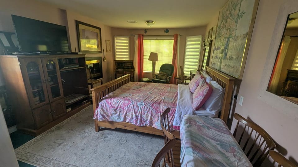 Beds By the Bridge Bed and Breakfast in Kelowna