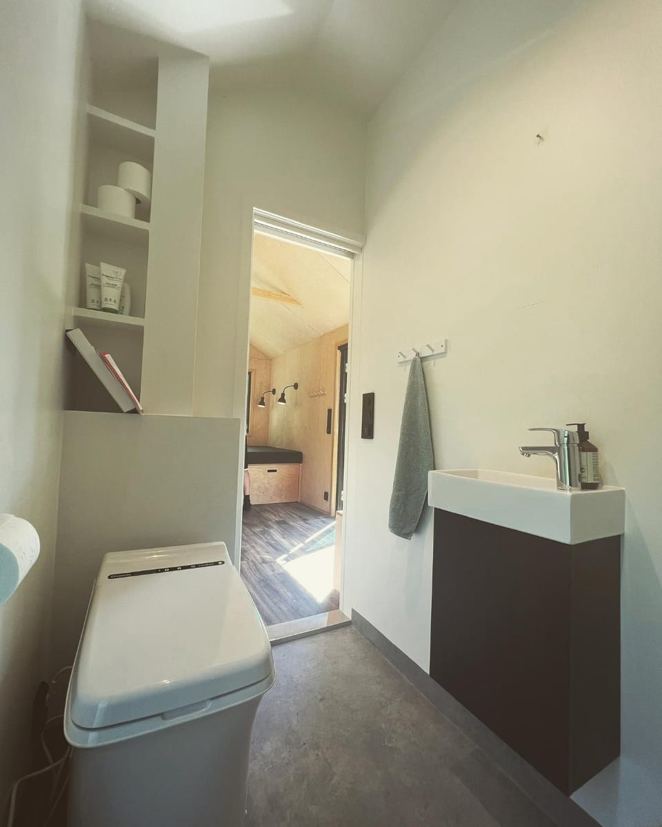 Toilet, Bathroom