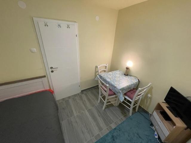 Dining area, Bedroom