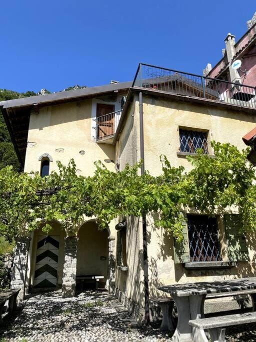 La Dimora Degli Olivi House in Province of Lecco