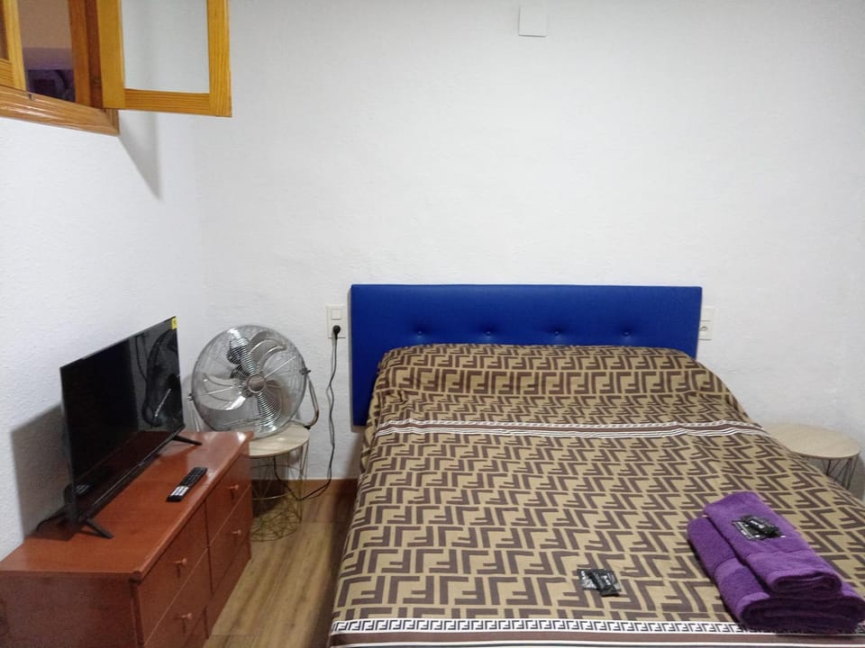 Cantarranas Bed and Breakfast in Valencian Community