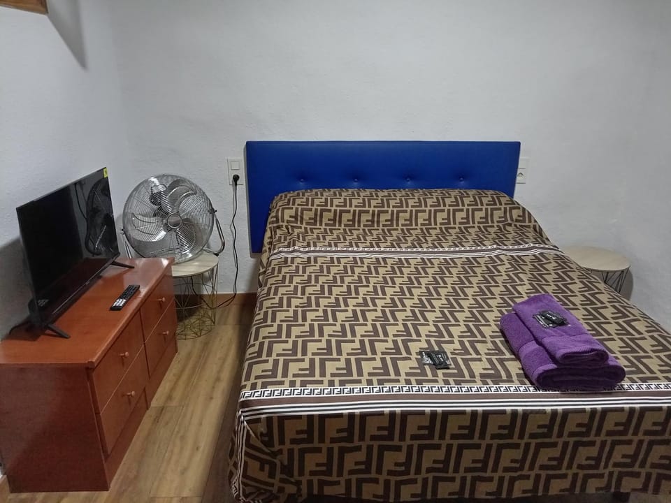 Cantarranas Bed and Breakfast in Valencian Community