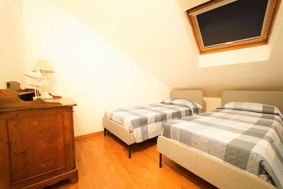 Attico in centro a cinquanta metri dal mare Apartment in Moneglia