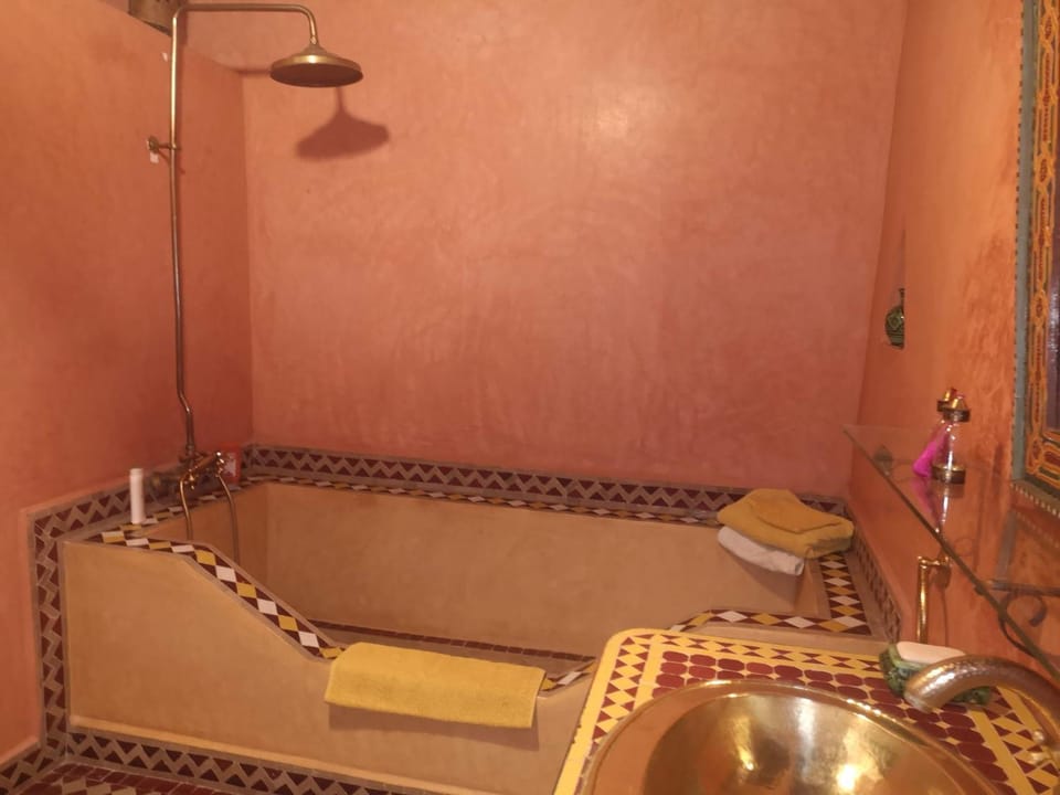 Bathroom, Bath