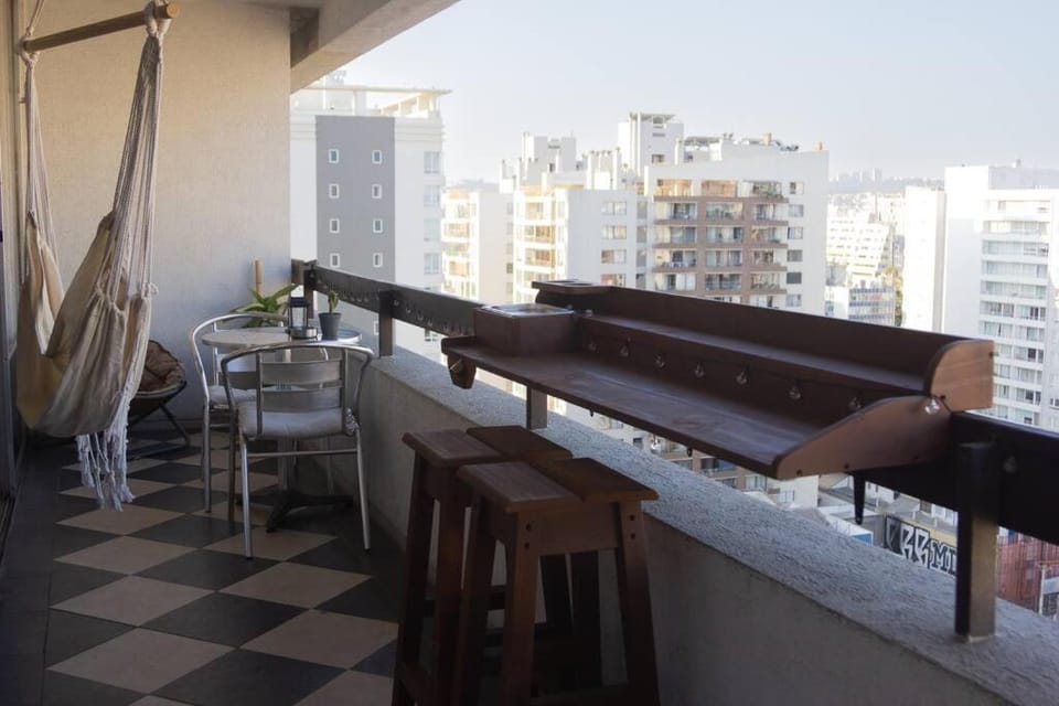 Departamento muy central, a pasos de playa, bares y terminal Apartment in Valparaiso