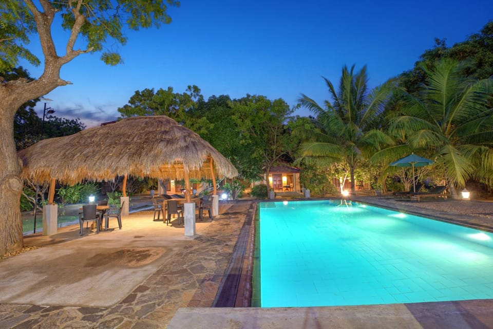 Swimming pool