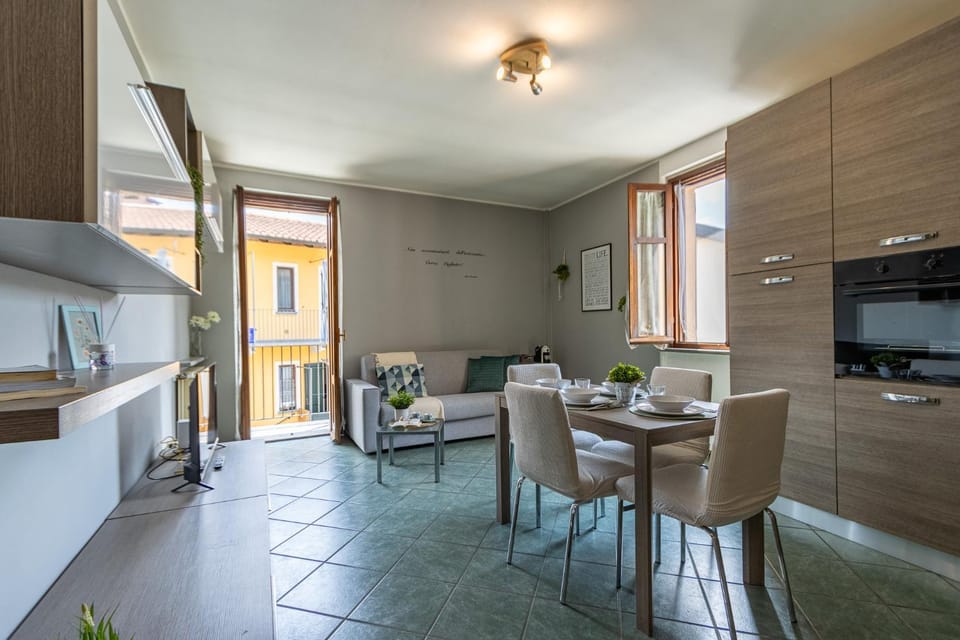 TV and multimedia, Kitchen or kitchenette, Living room, Seating area, Dining area, minibar, pet friendly