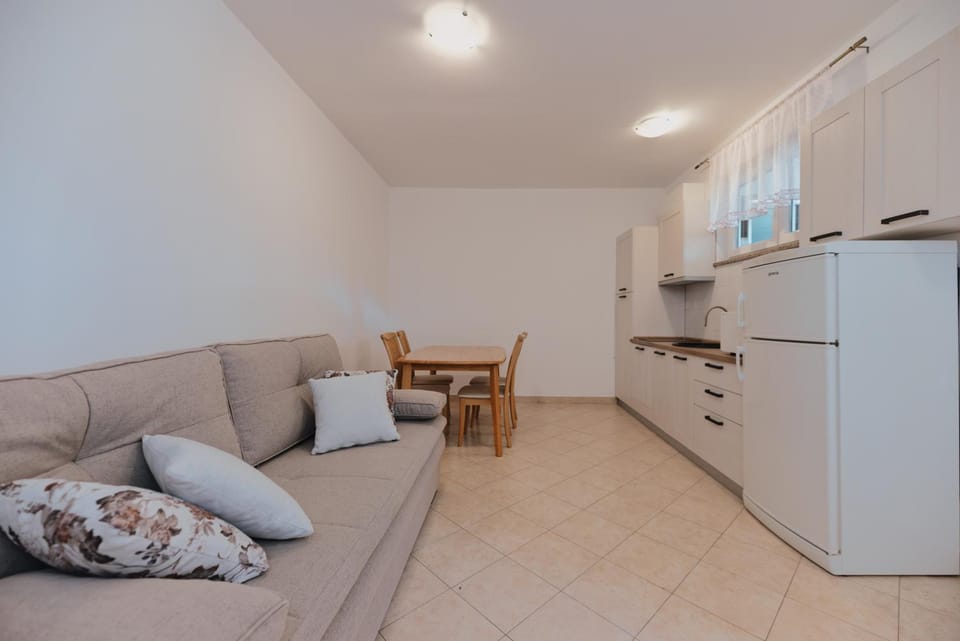 Zajim Apartment 4 Apartment in Istria County